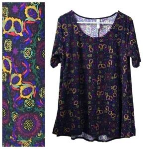 LuLaRoe Perfect Tee Small Black Printed Swing Knit Top Half-Sleeve Stretch